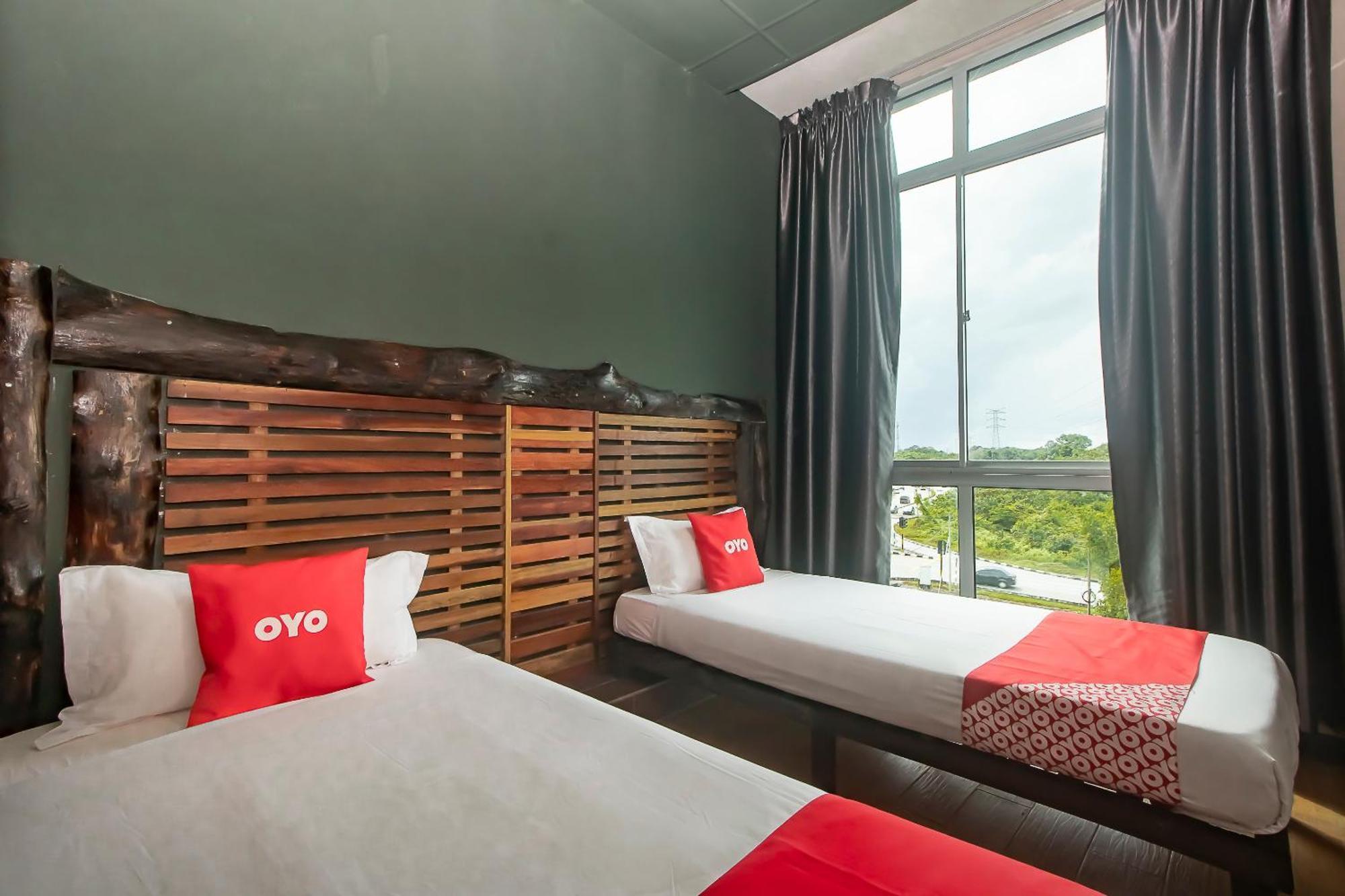 Oyo 90094 Hi Inn 3 Sibu Exterior foto